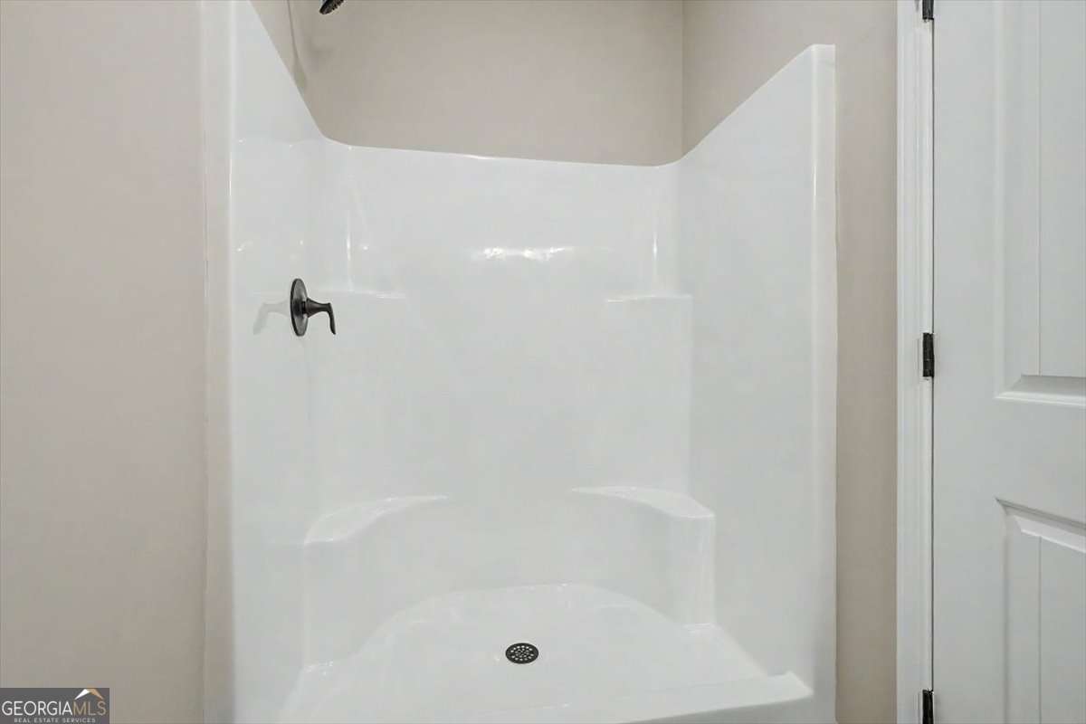 201 Loftis Road Property Photo 24