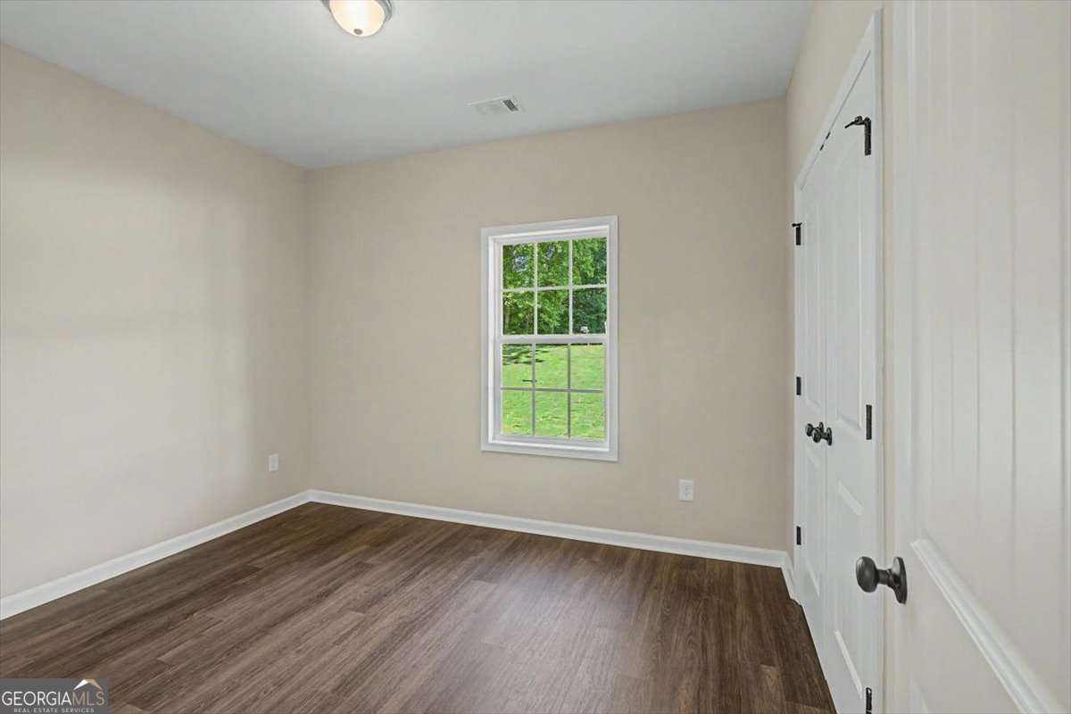 201 Loftis Road Property Photo 28