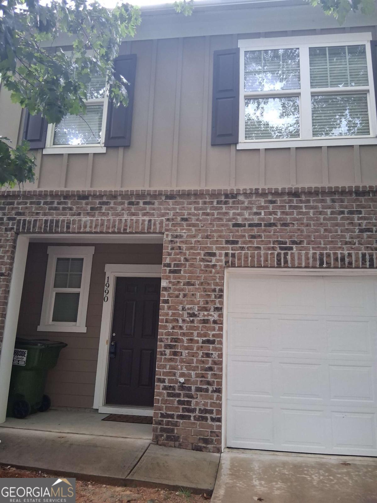 1990 E Millstream Hollow