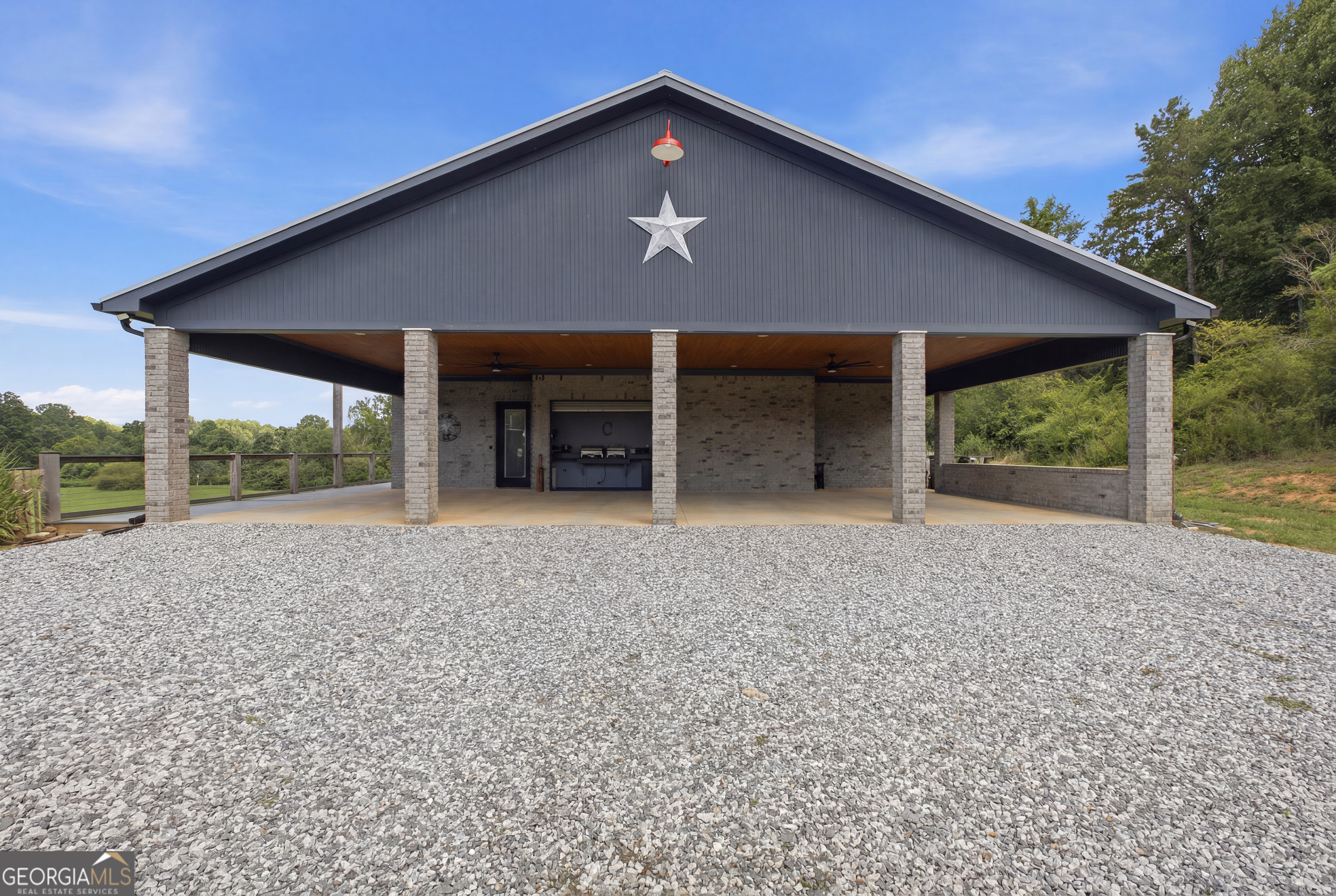 593/525 Amy's Creek Road Property Photo 34