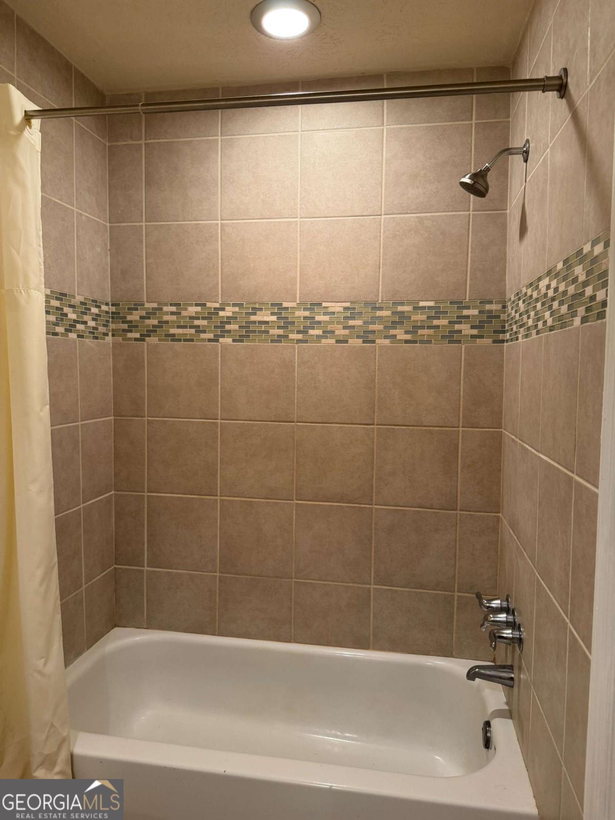 4111 N Gloucester Place # 4111 Property Photo 25