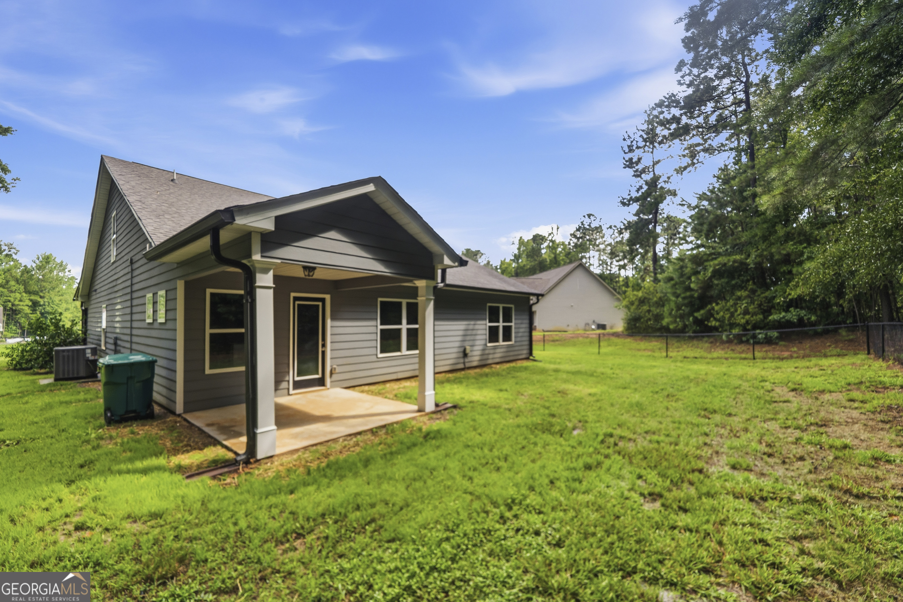 100 Bark Circle Property Photo 5