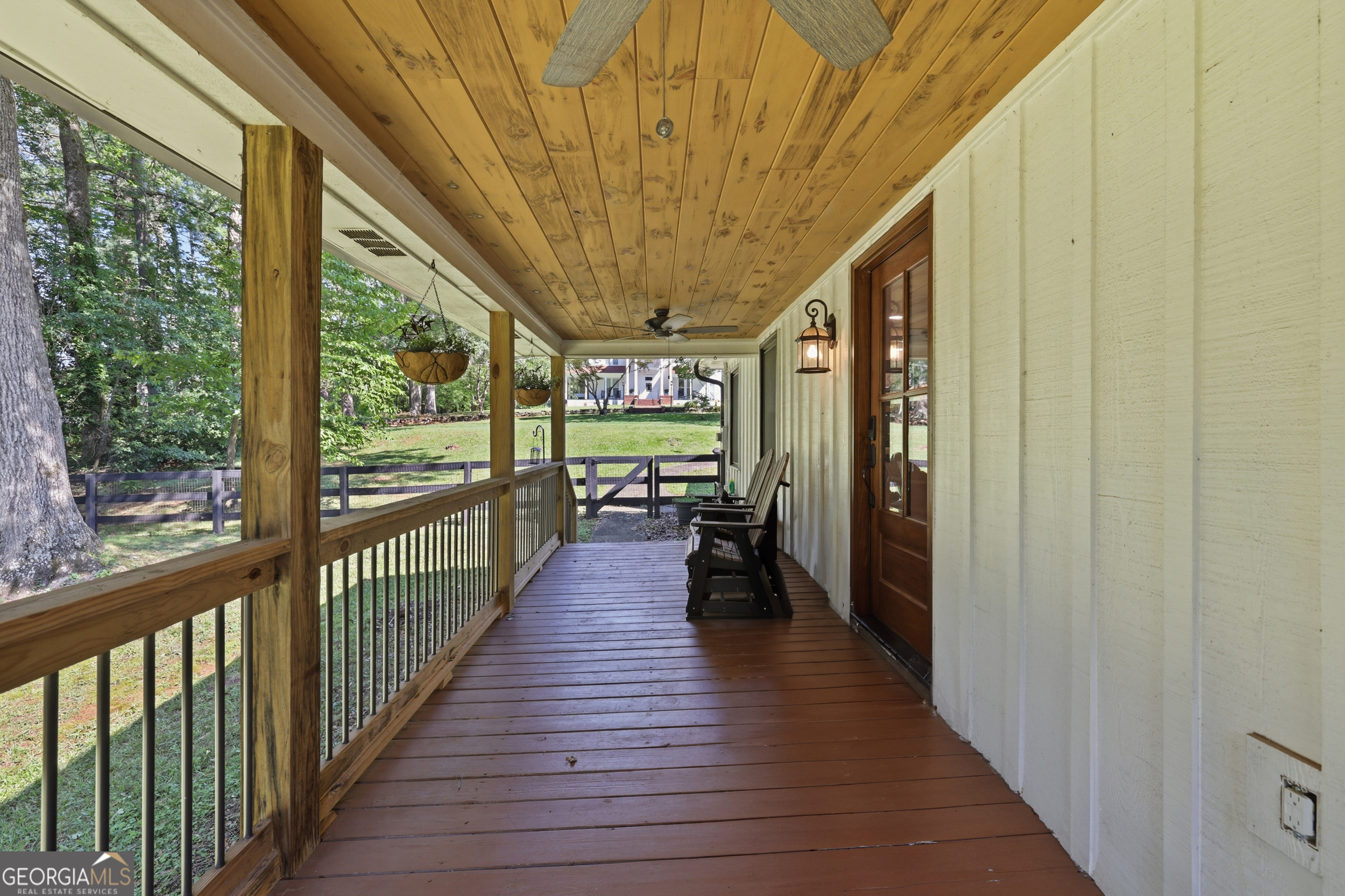 500 Ketron Drive Property Photo 3