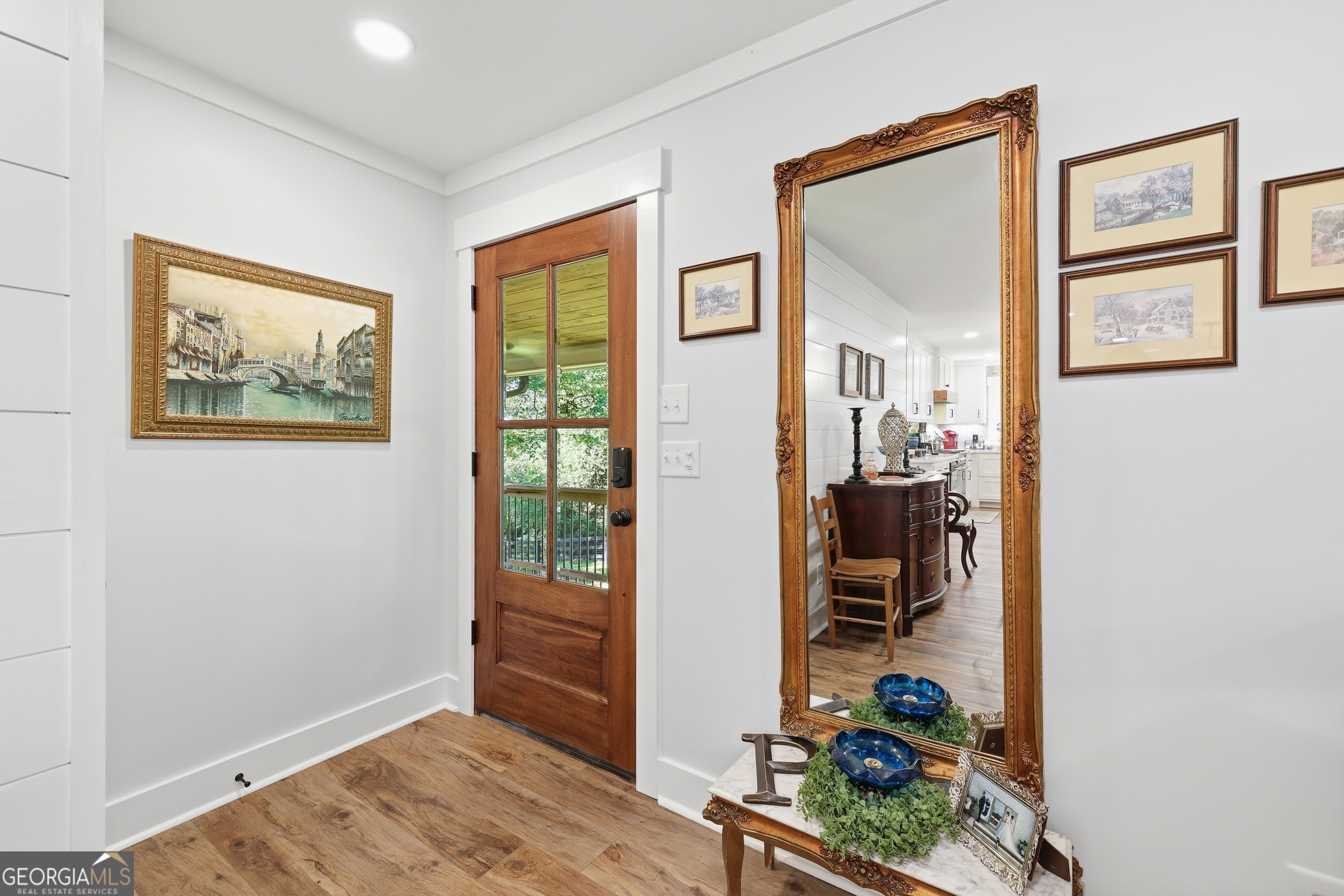 500 Ketron Drive Property Photo 12