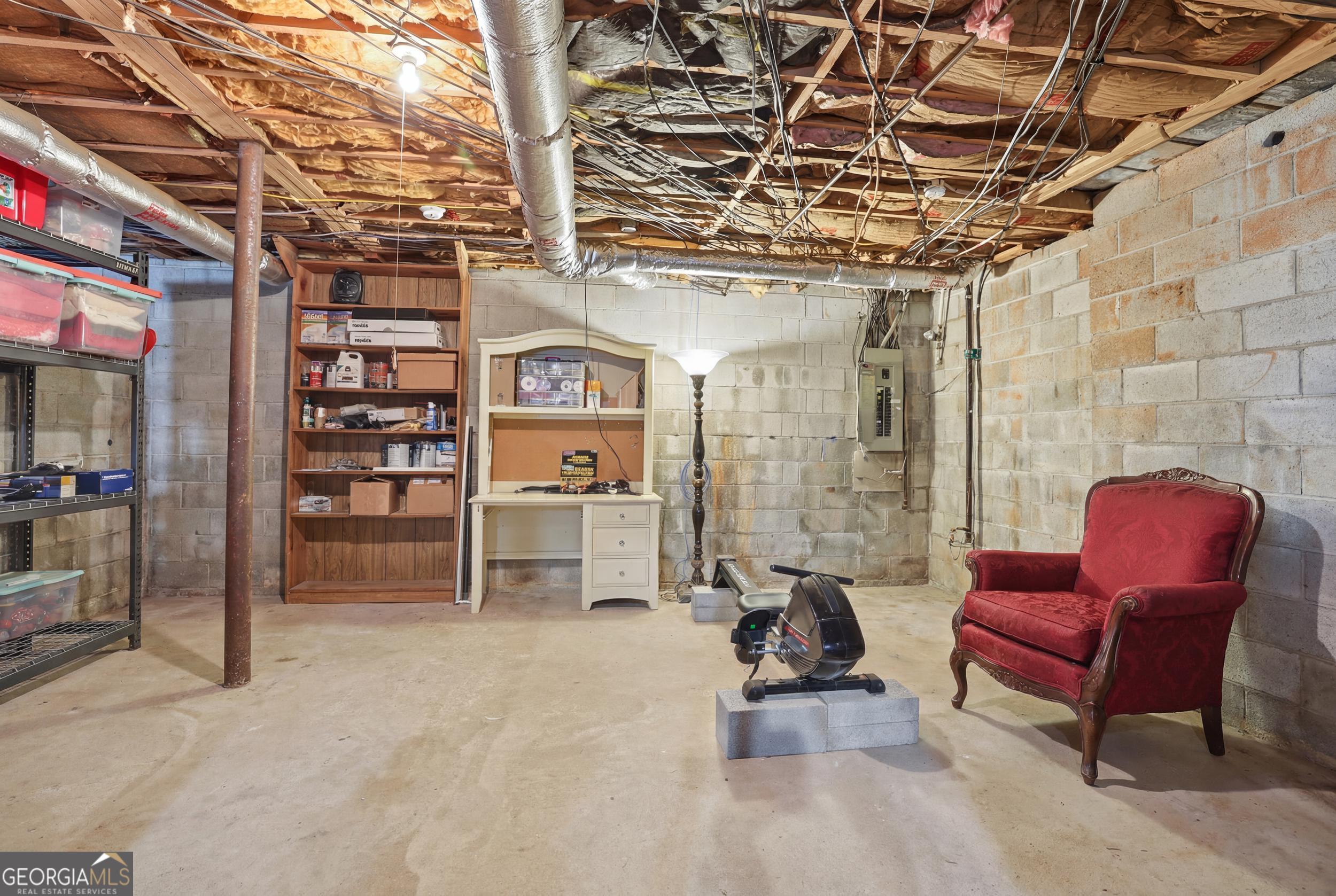 500 Ketron Drive Property Photo 30