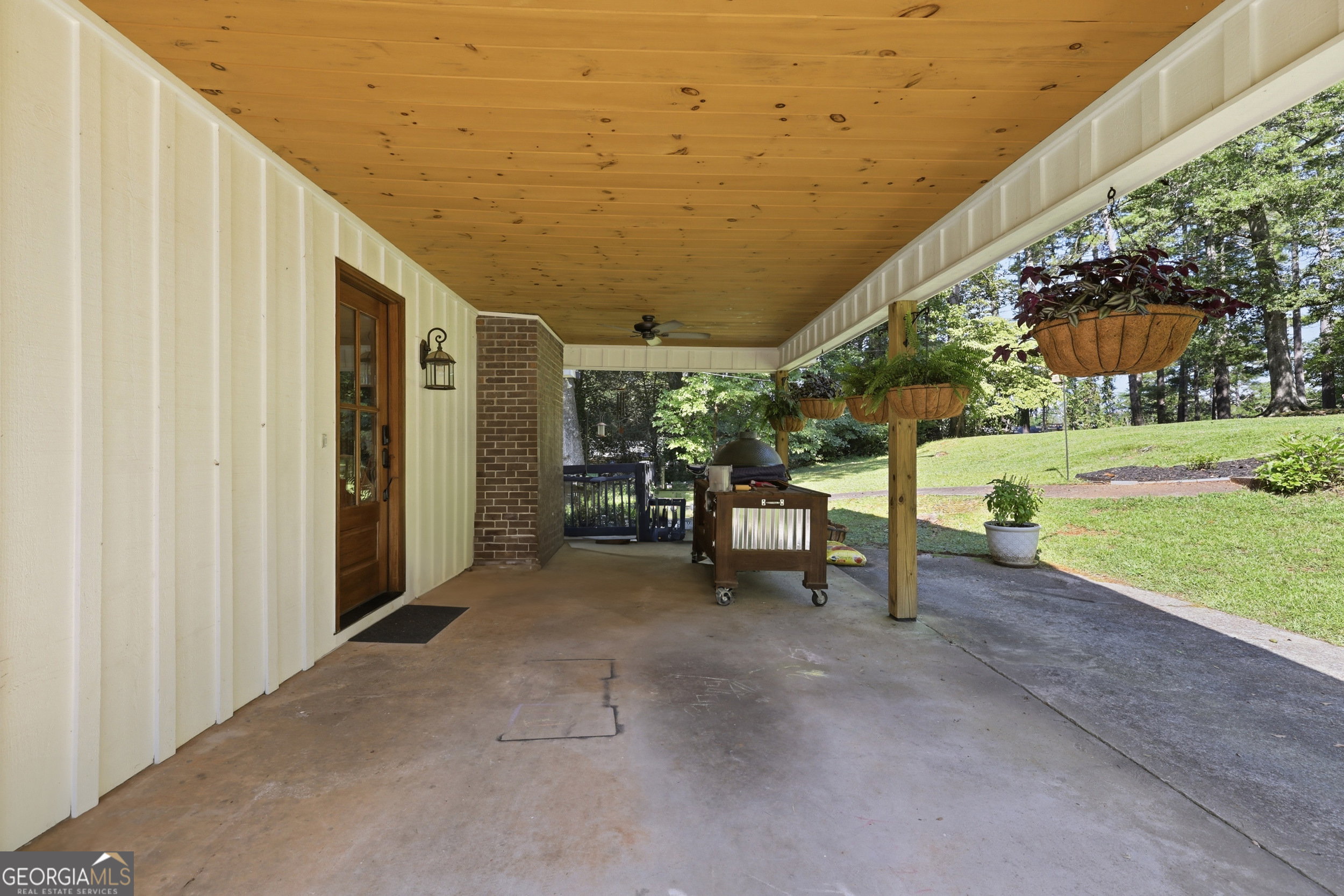 500 Ketron Drive Property Photo 39
