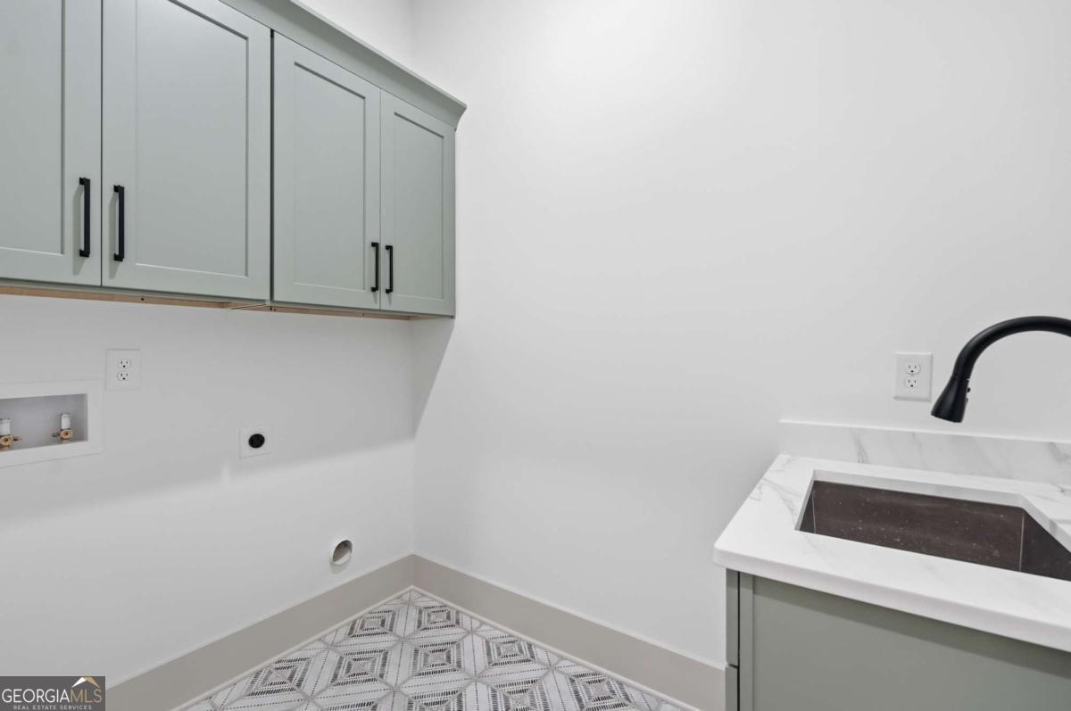 705 Spratlin Mill Drive Property Photo 43