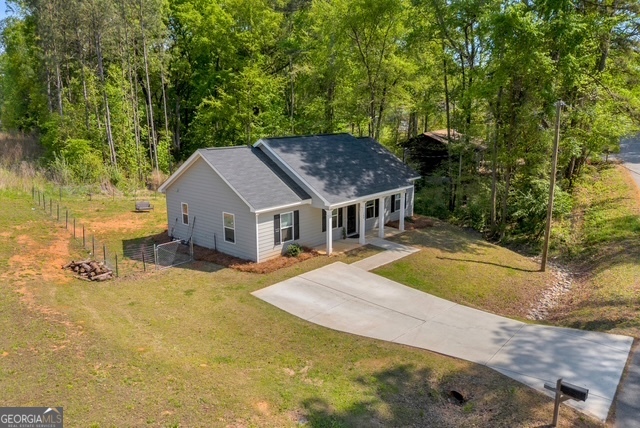 140 Rustwood Drive Property Photo 3