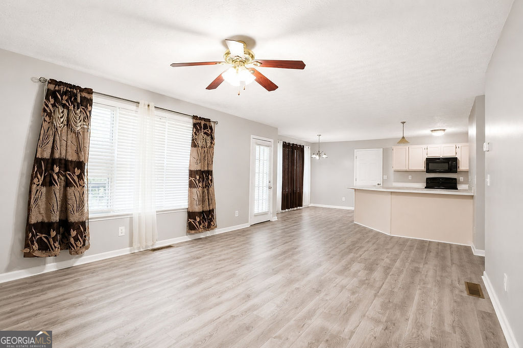 775 Stonemill Manor Property Photo 28