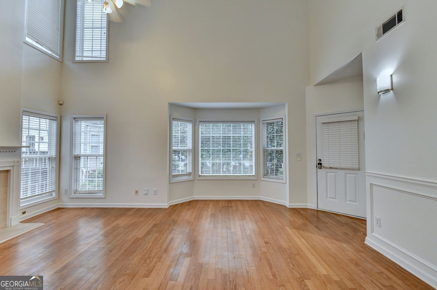 3761 Lake Point Boulevard Property Photo 6