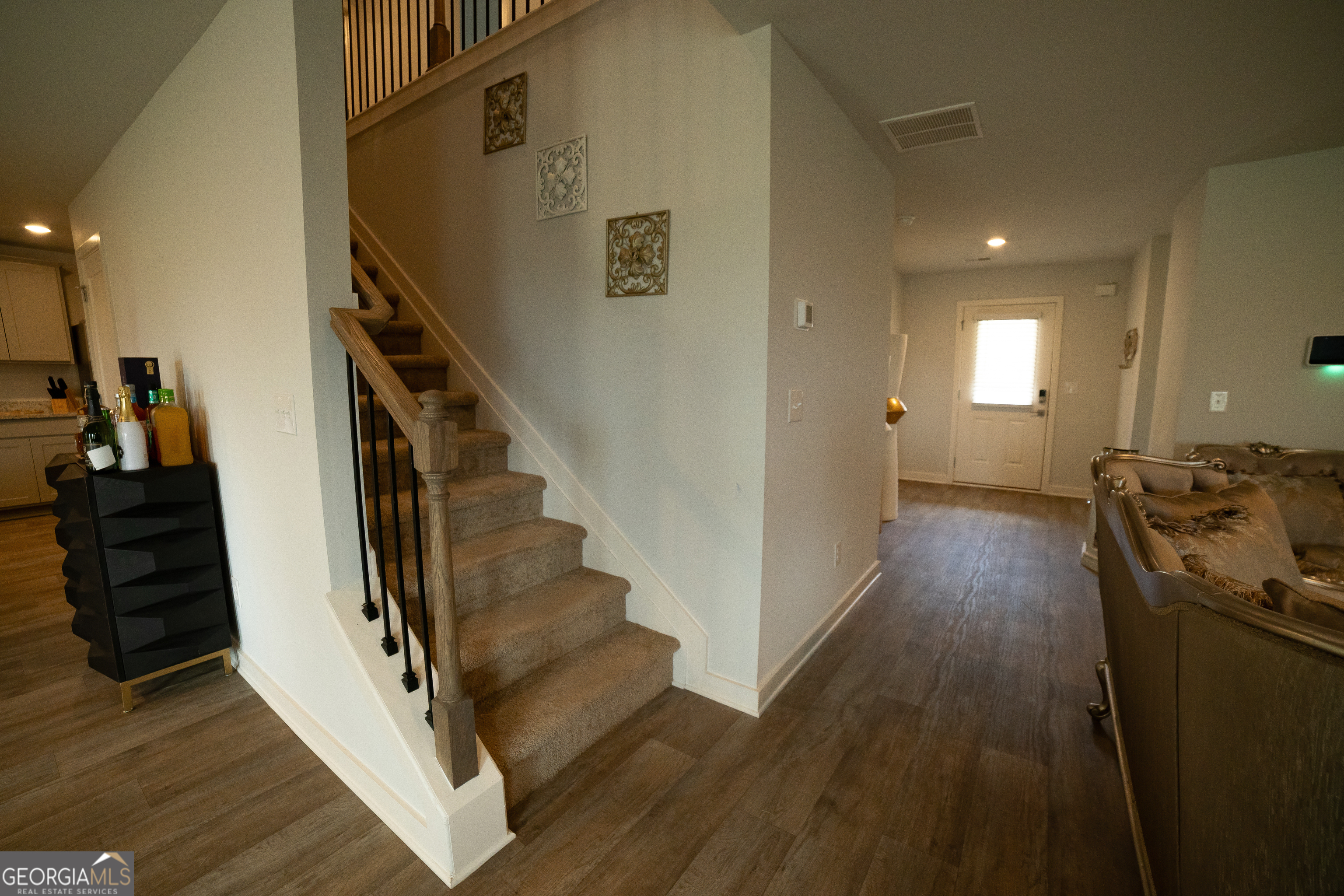 1193 Bluecoat Circle Property Photo 8