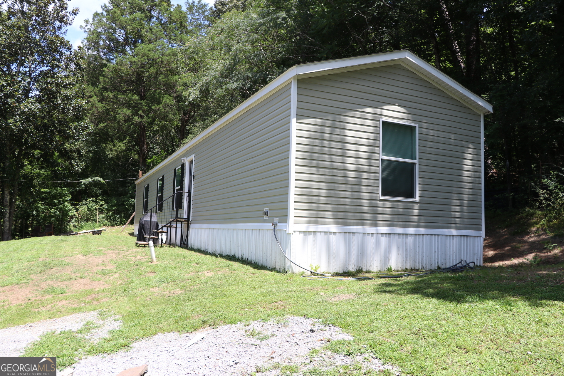 751 Martin Street Property Photo 11