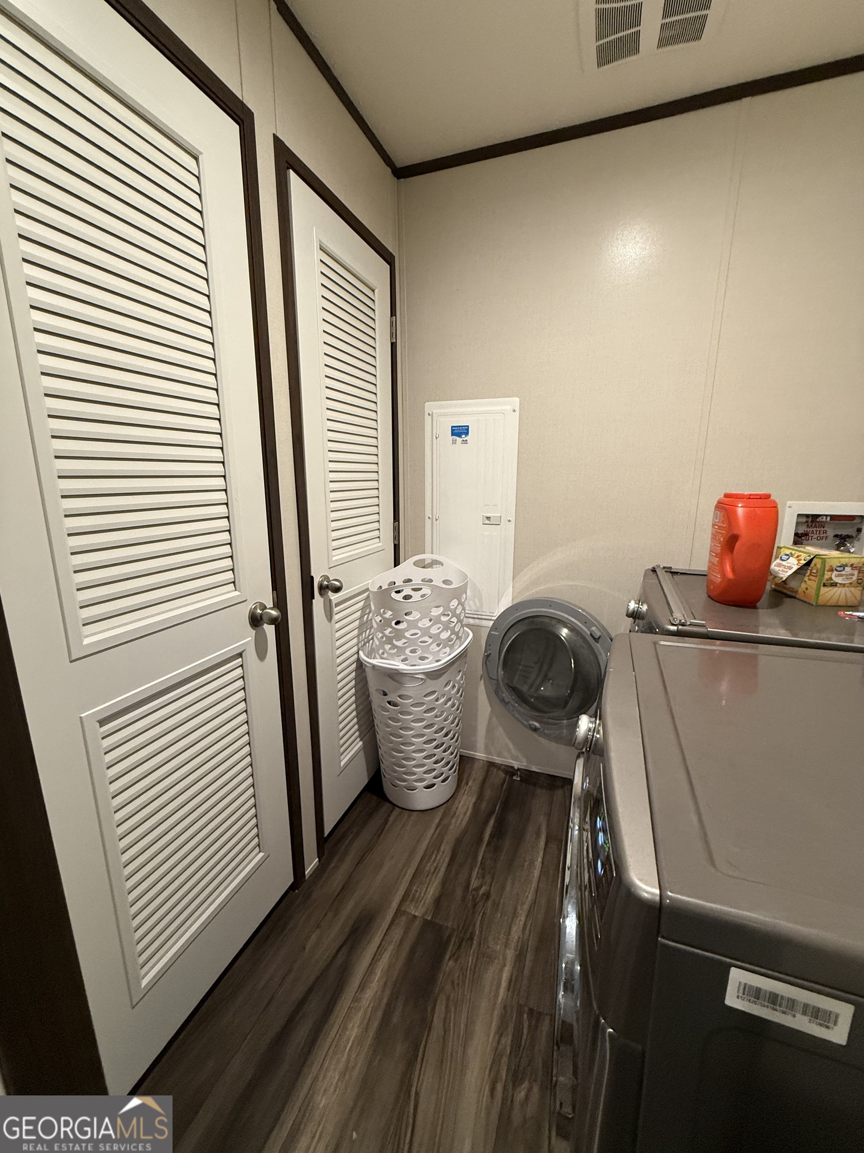 751 Martin Street Property Photo 43