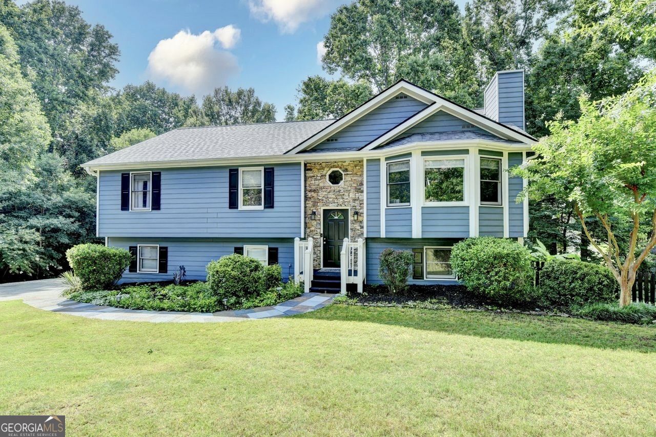 6224 Ivy Springs Drive Property Photo 1
