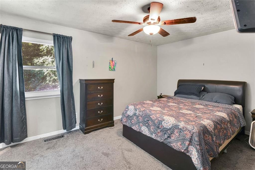 4933 Woodstream Lane Nw Property Photo 17