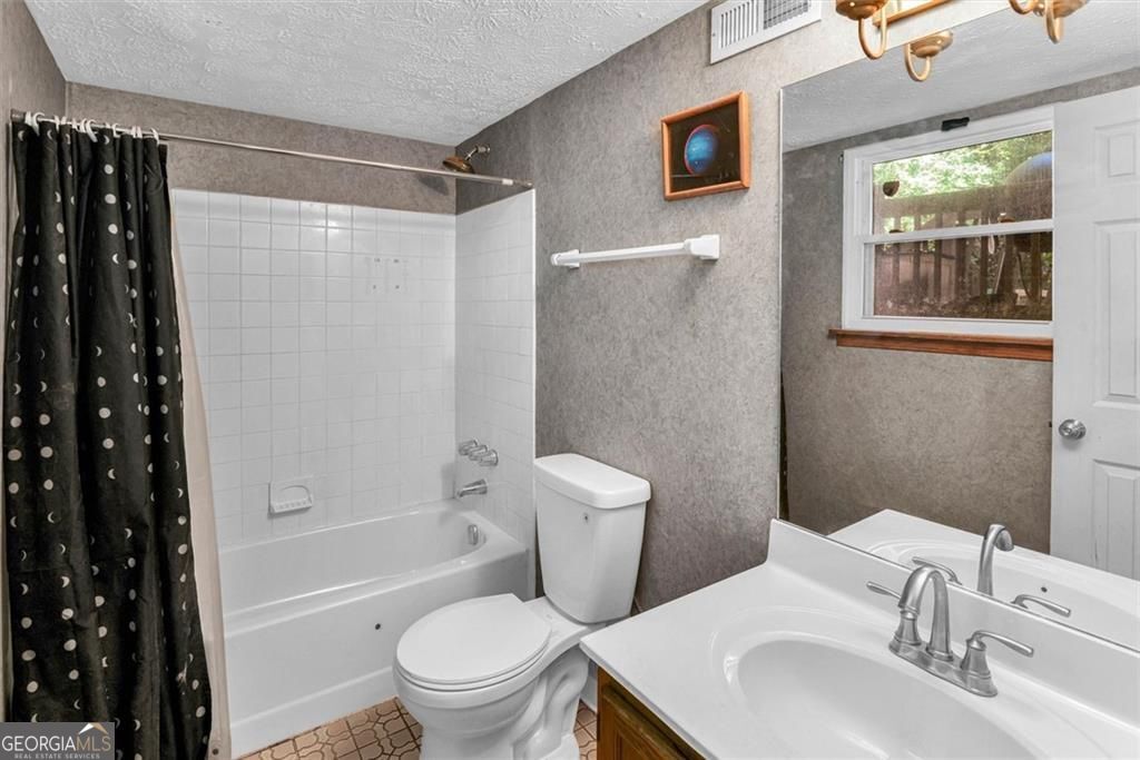 4933 Woodstream Lane Nw Property Photo 29