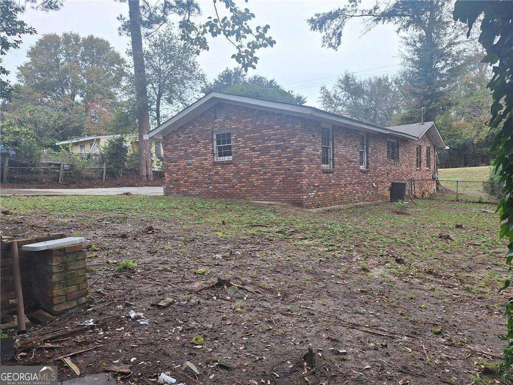 1052 Hightower Road Property Photo 2