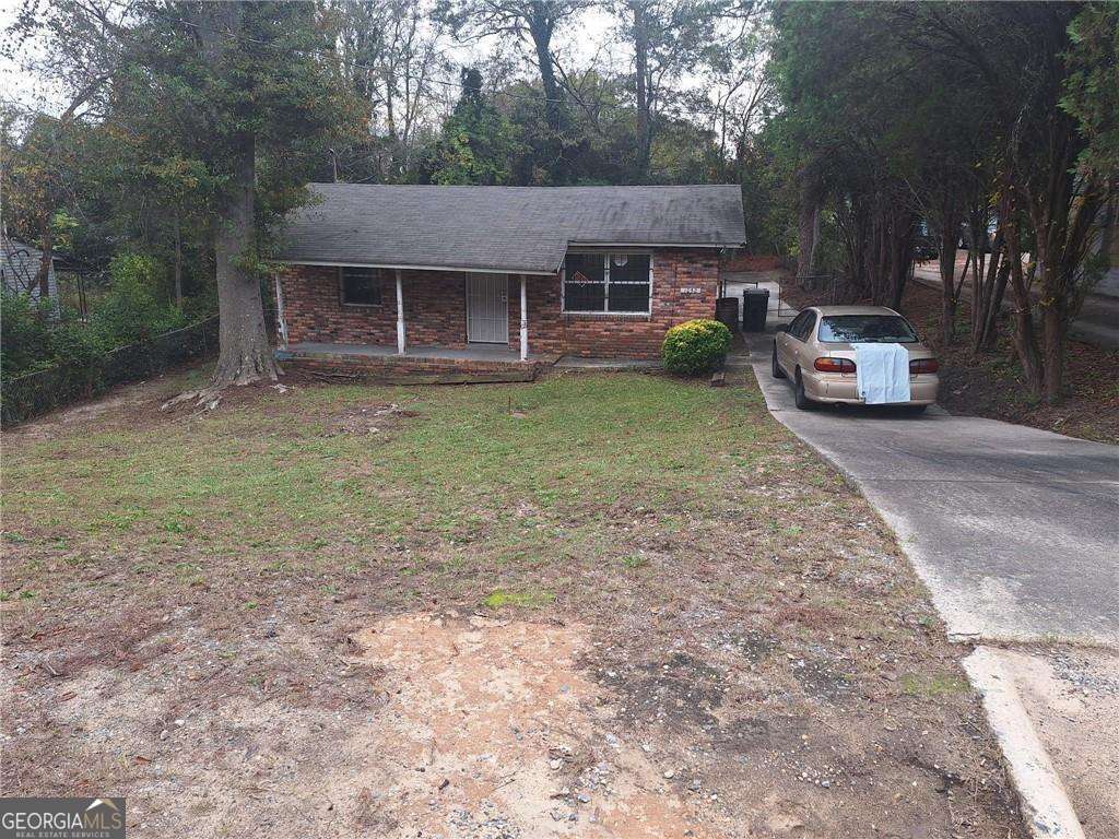 1052 Hightower Road Property Photo 4