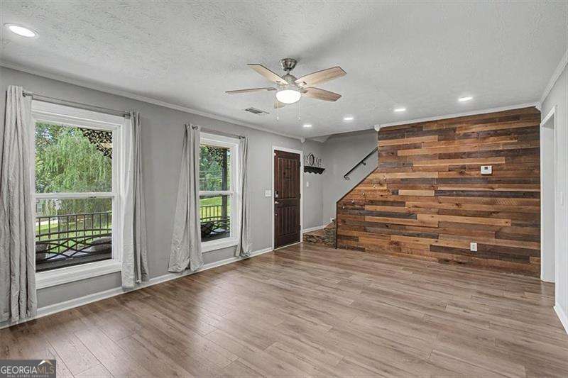 1516 Willow Gate Way Property Photo 13