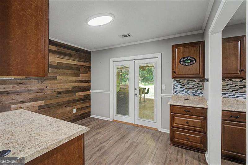 1516 Willow Gate Way Property Photo 15