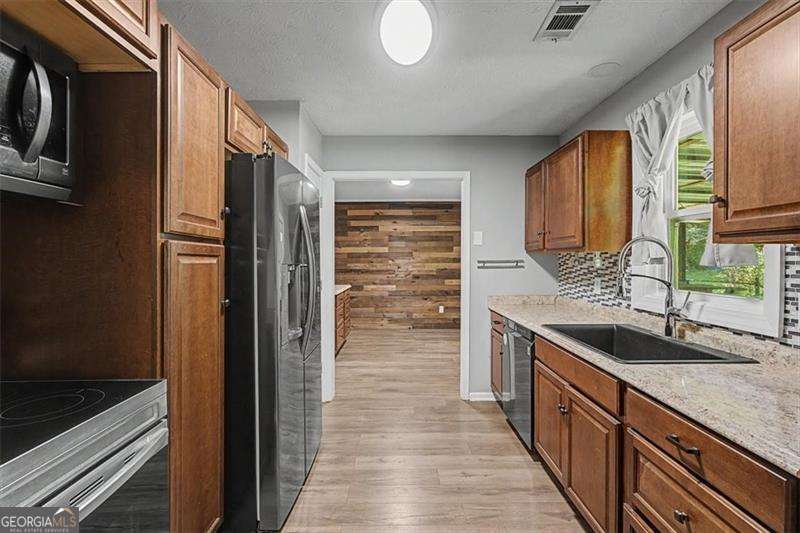 1516 Willow Gate Way Property Photo 20