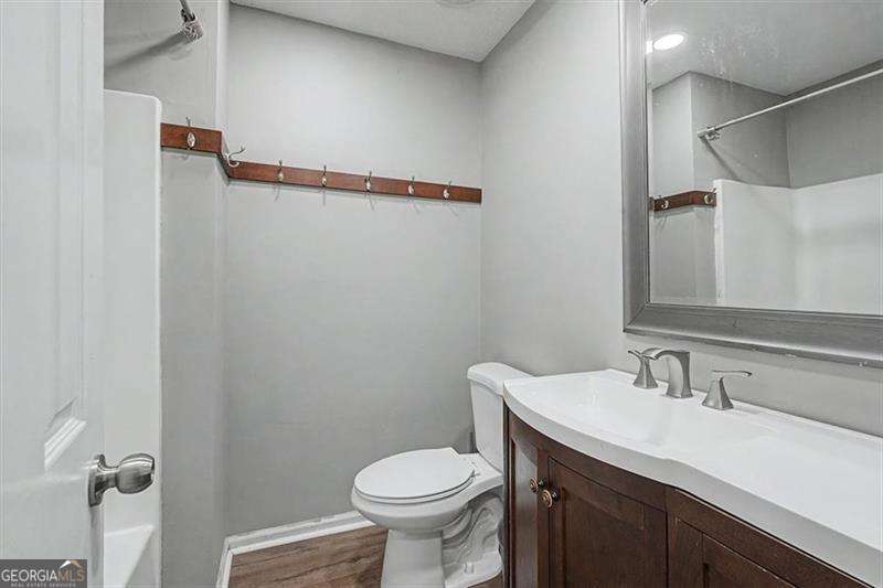 1516 Willow Gate Way Property Photo 26