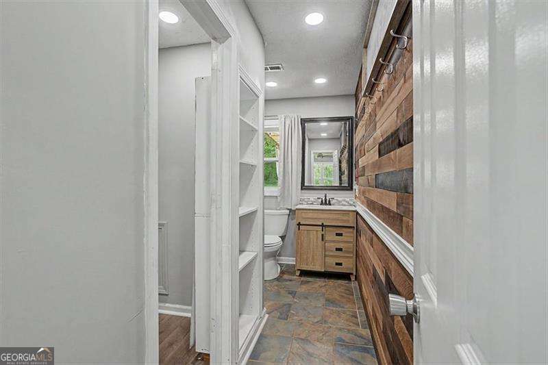 1516 Willow Gate Way Property Photo 30