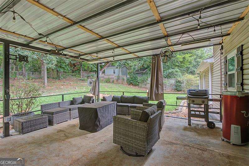 1516 Willow Gate Way Property Photo 37