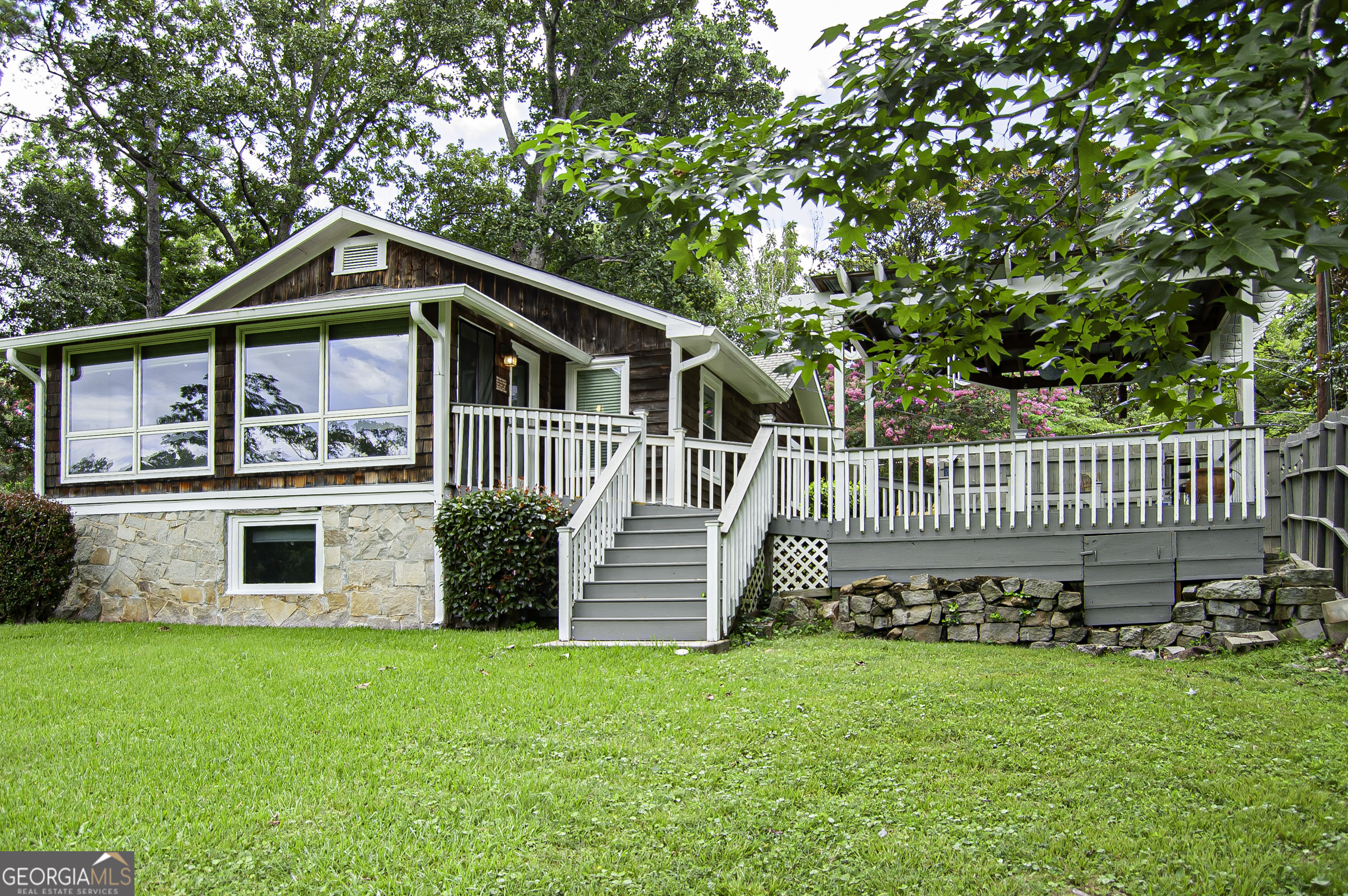 4585 Park Drive Property Photo 30