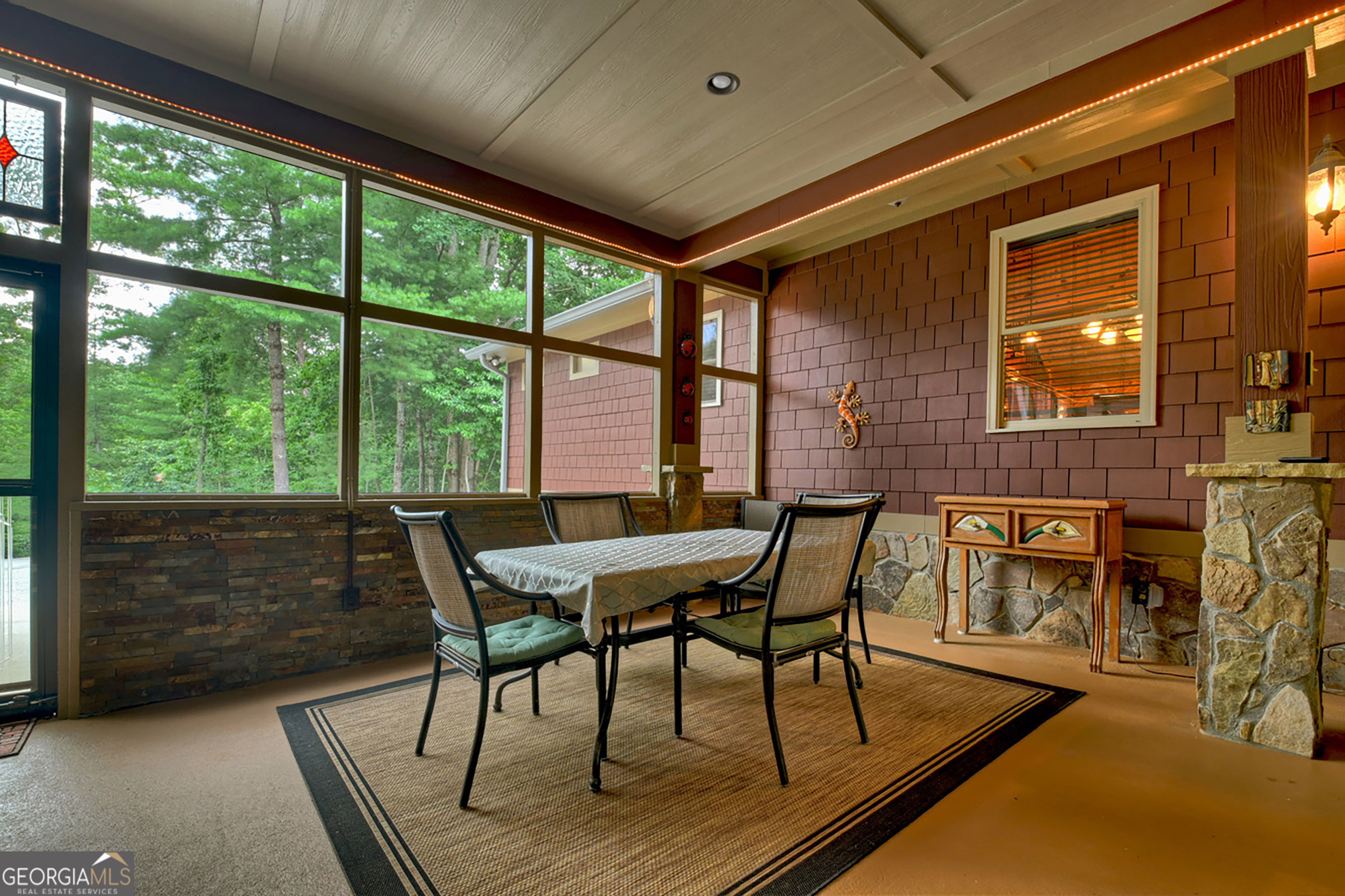 112 Wilscot Valley Drive Property Photo 8