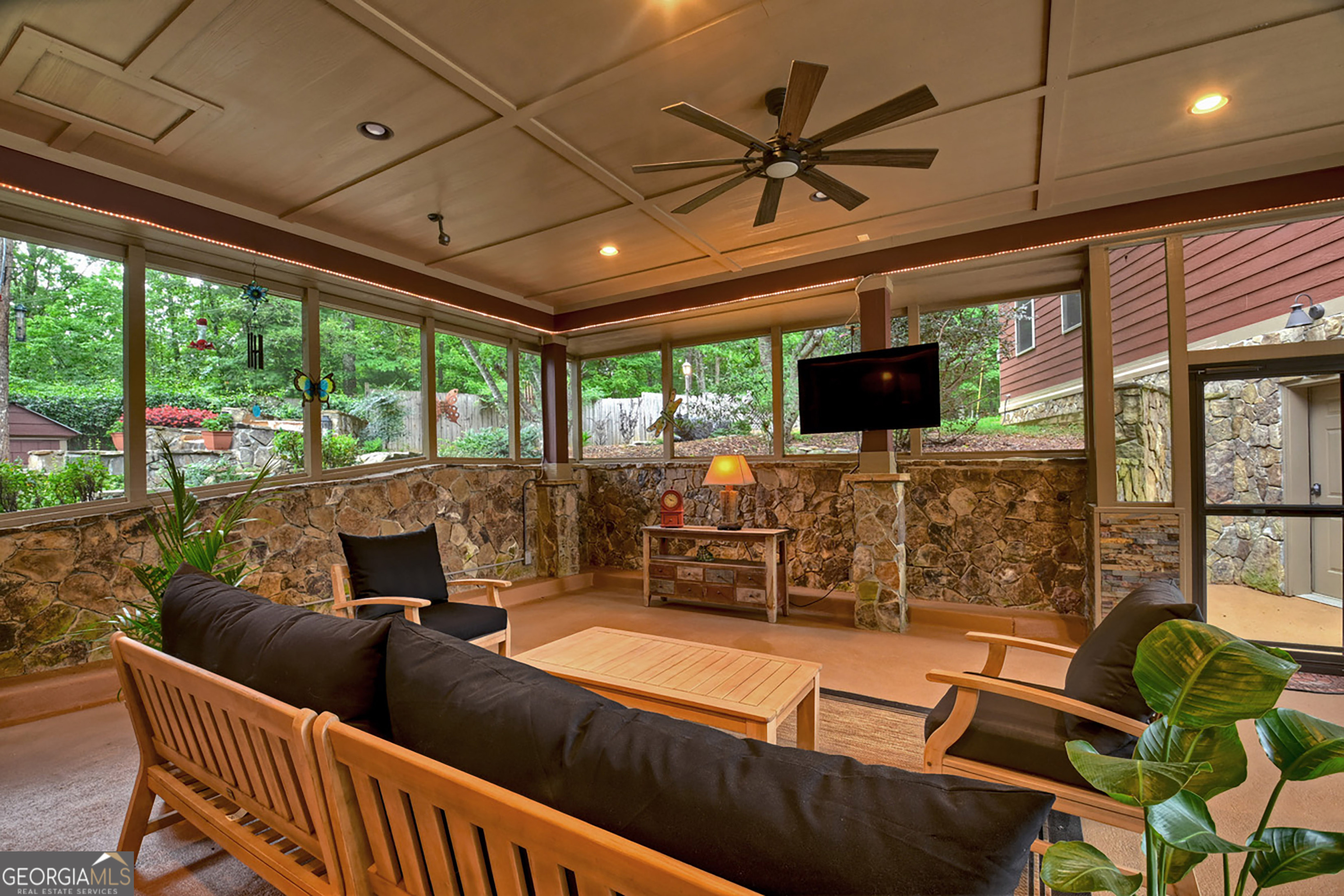 112 Wilscot Valley Drive Property Photo 9