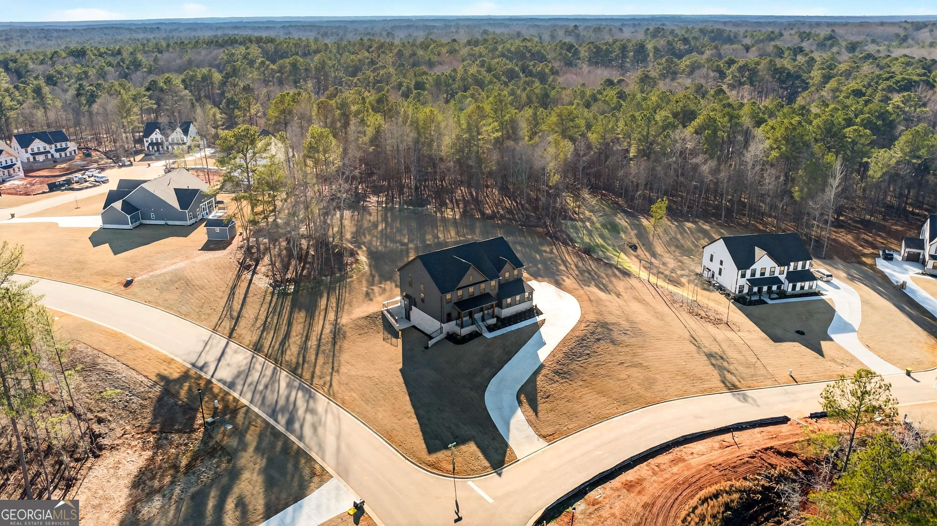 100 Laurel Crest Drive Property Photo 4