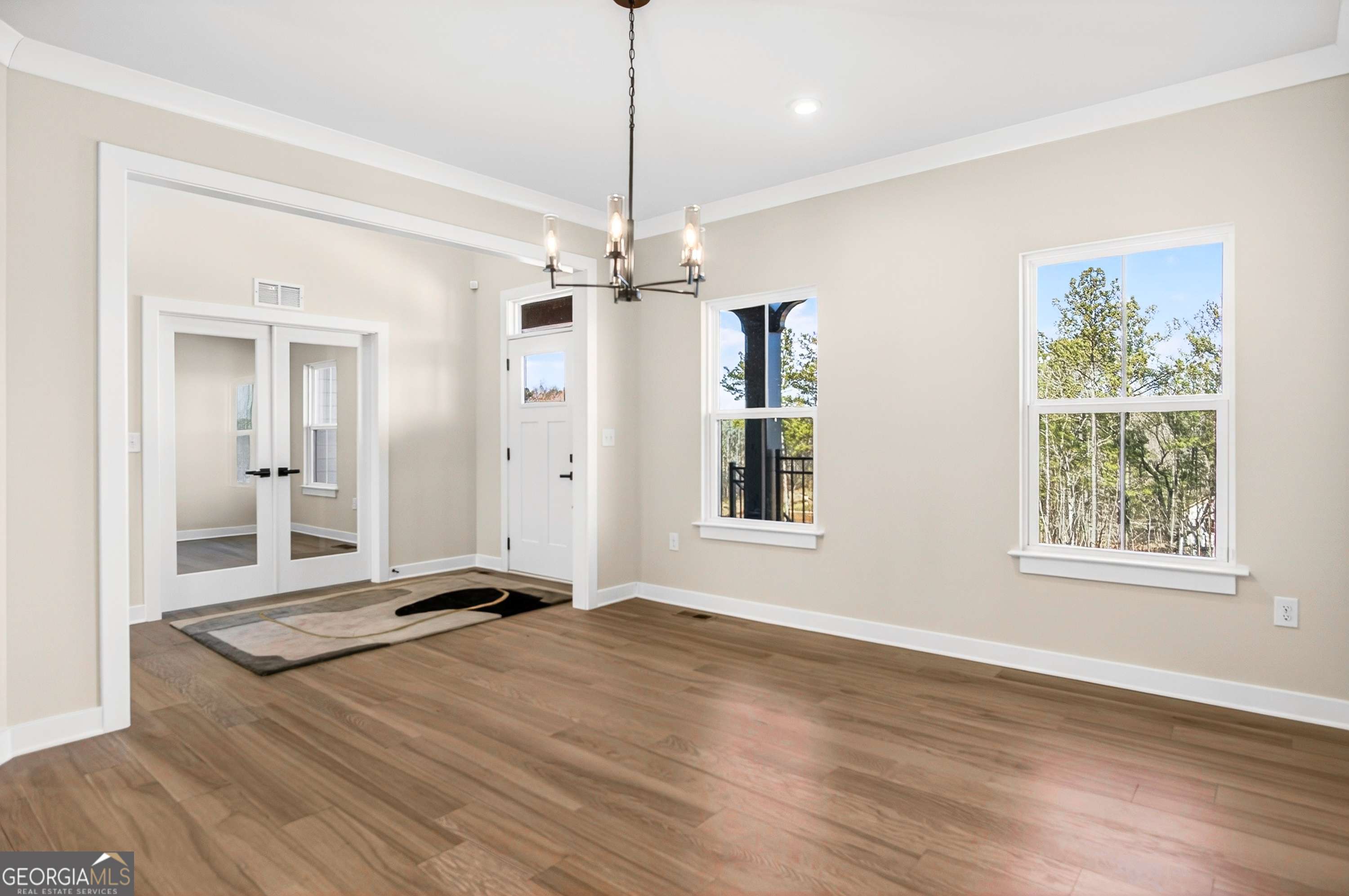 100 Laurel Crest Drive Property Photo 11