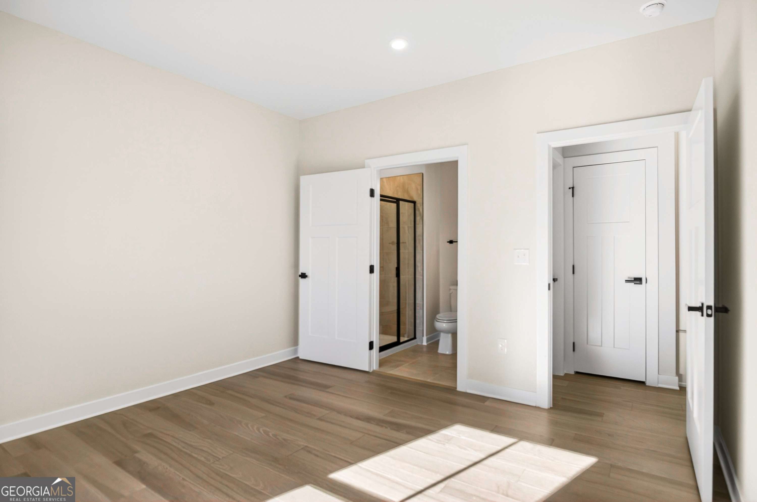 100 Laurel Crest Drive Property Photo 25