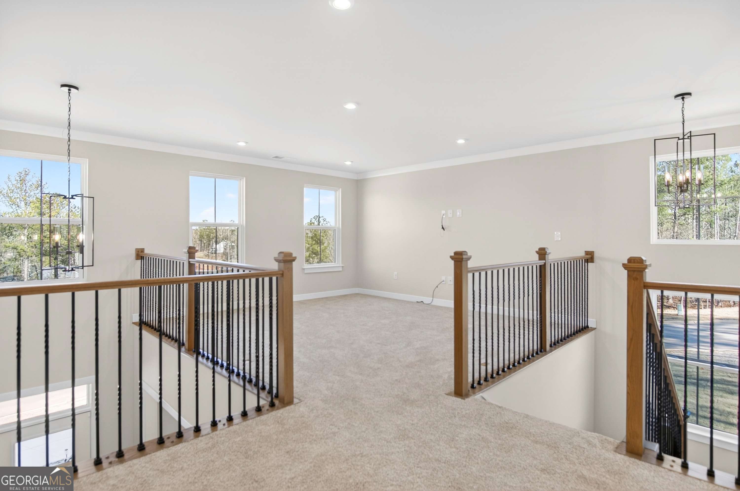 100 Laurel Crest Drive Property Photo 27