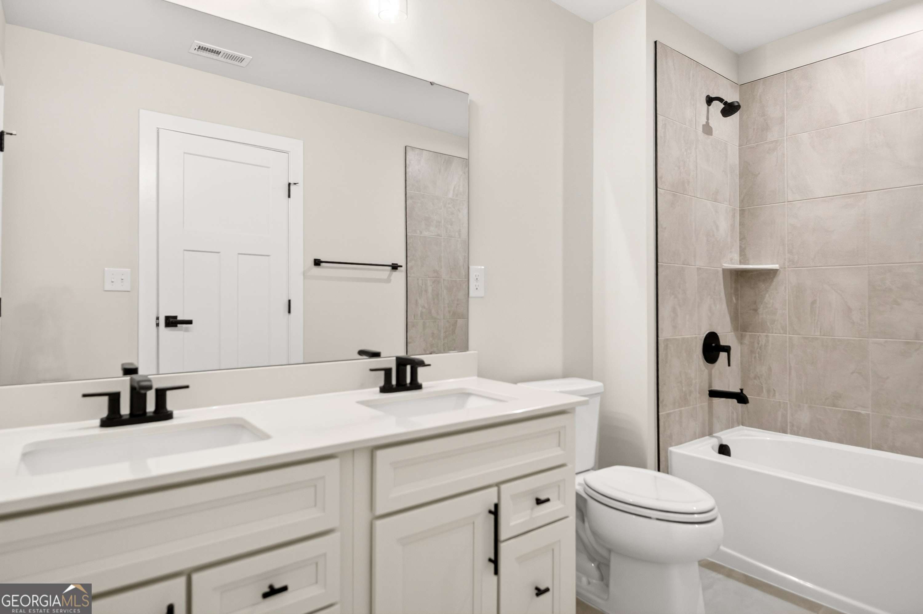 100 Laurel Crest Drive Property Photo 35