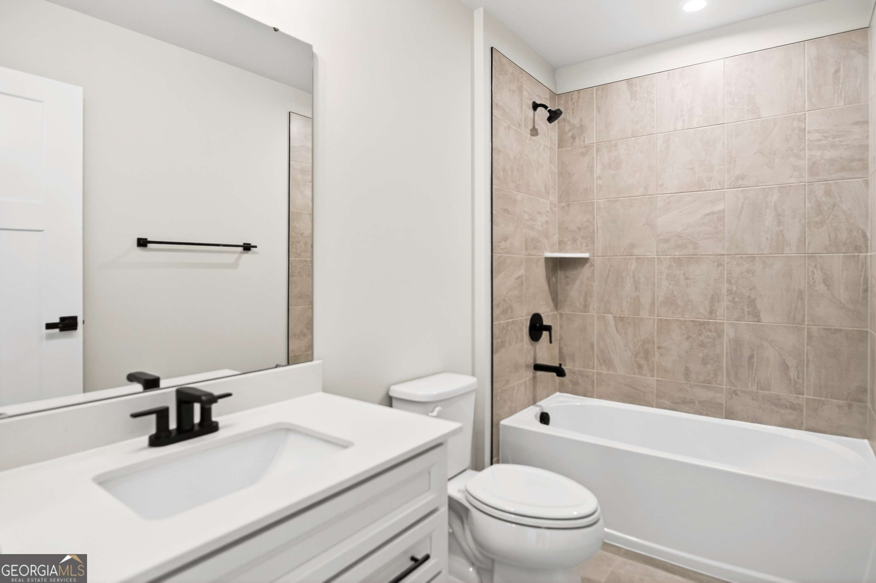 100 Laurel Crest Drive Property Photo 39