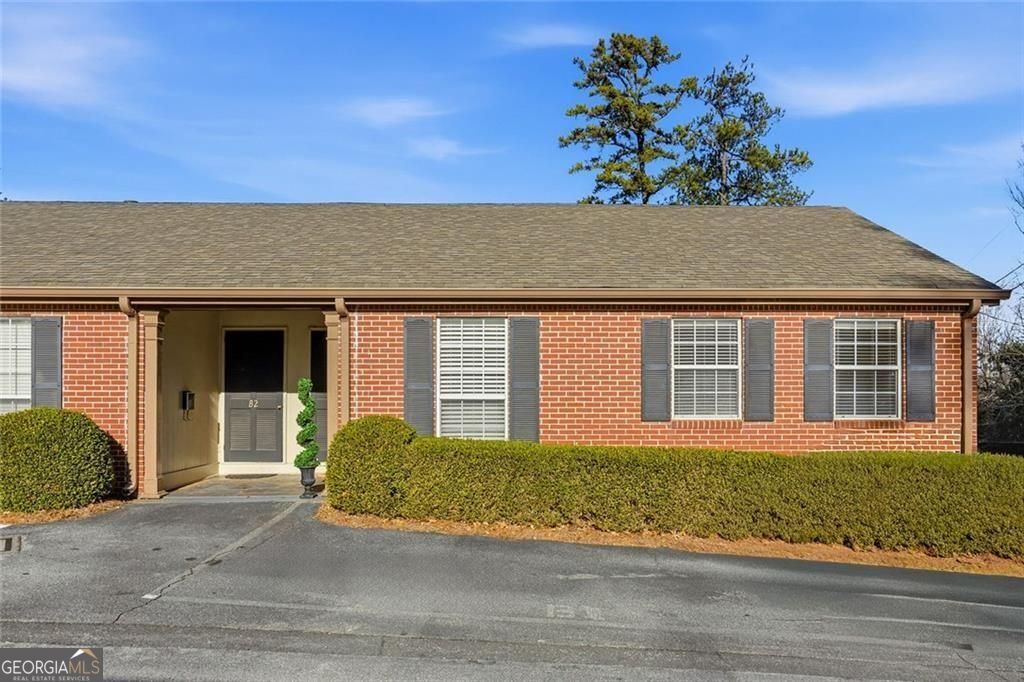 5375 Roswell Road # B1 Property Photo 1