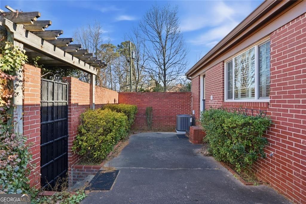 5375 Roswell Road # B1 Property Photo 22