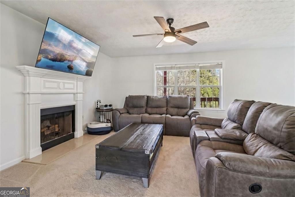 3382 Summit Glen Drive Property Photo 6