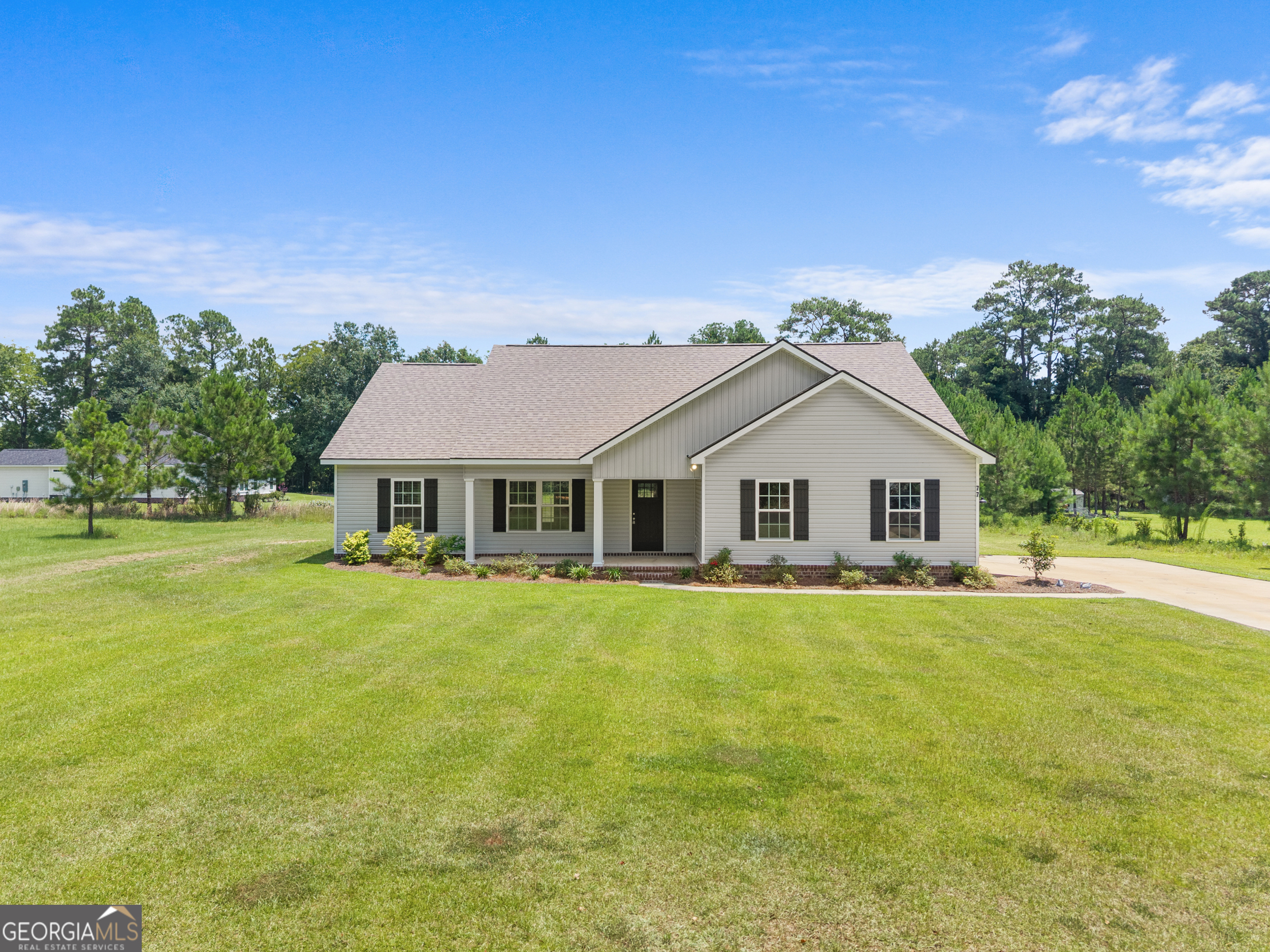 77 B Stubbs Road Property Photo 1