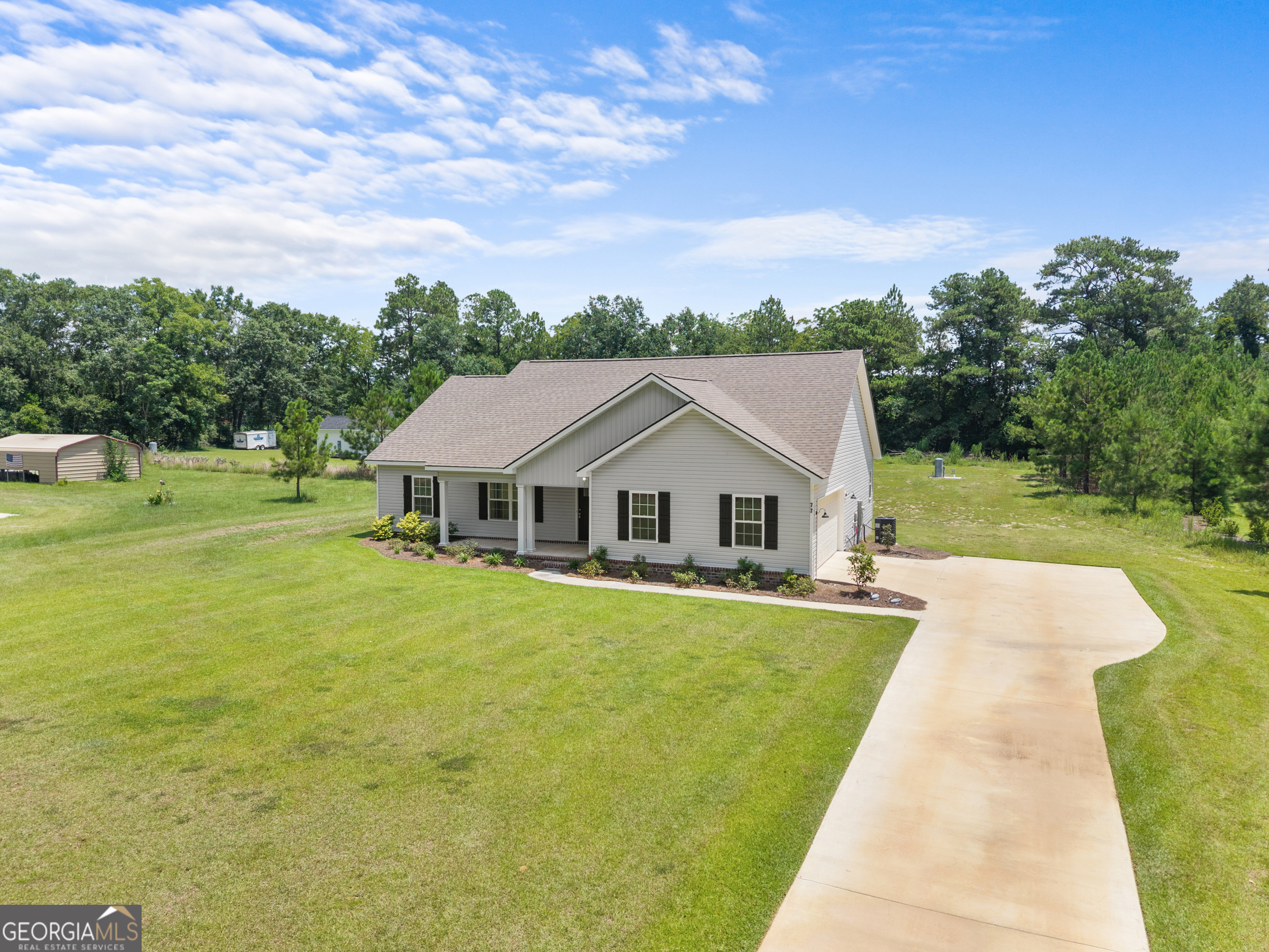 77 B Stubbs Road Property Photo 3