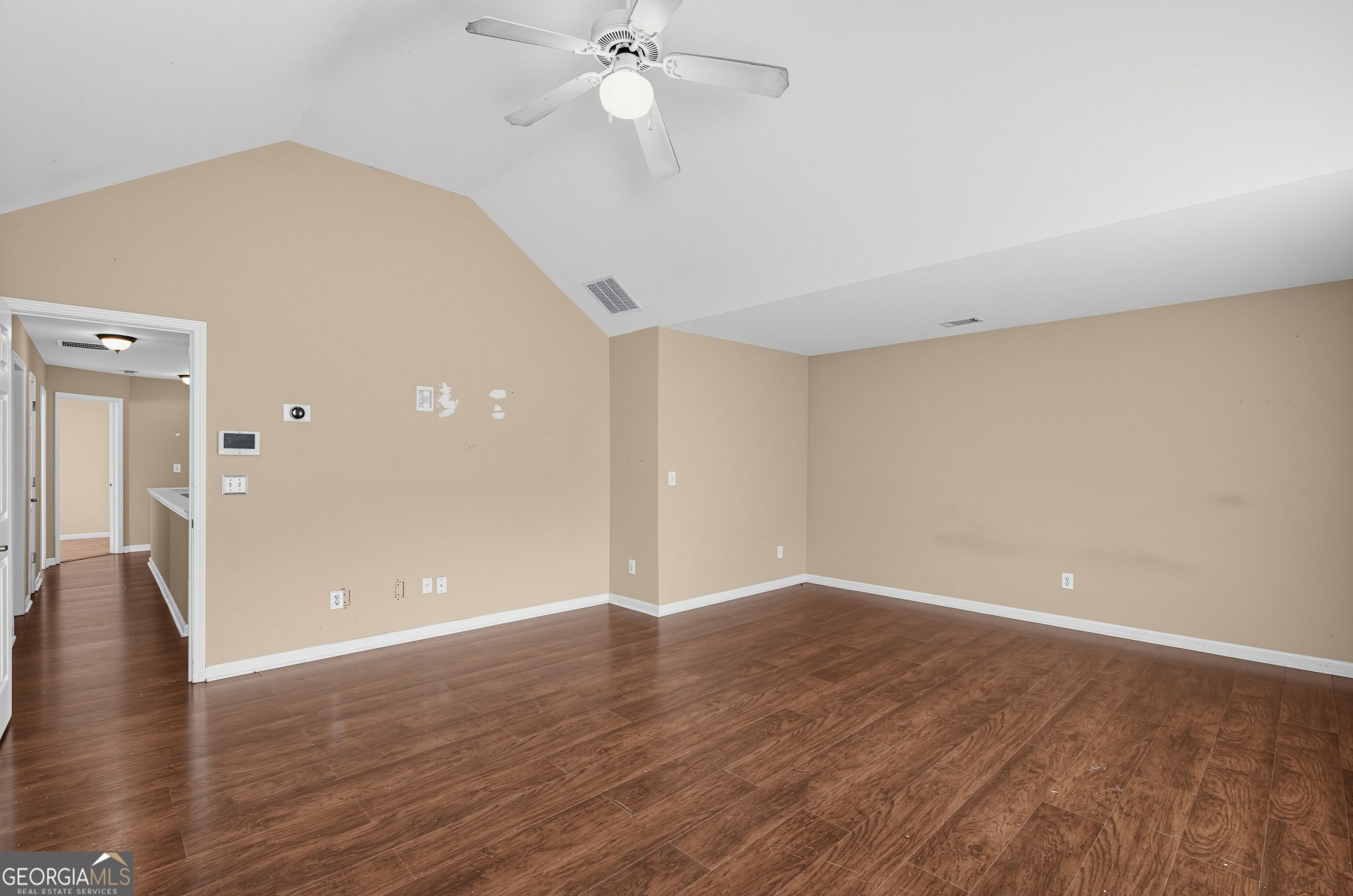 1040 Buckhorn Bend Property Photo 3