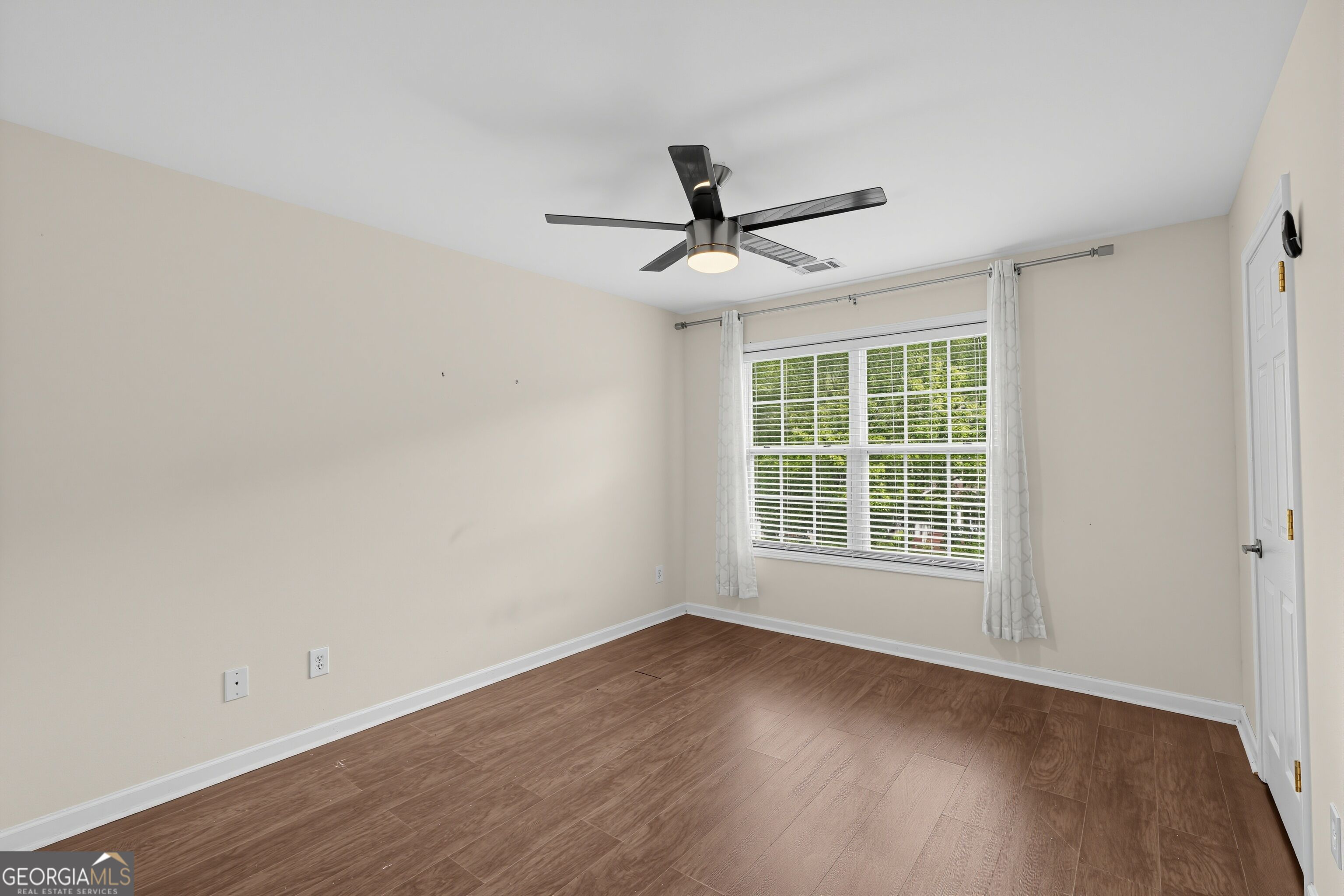 1040 Buckhorn Bend Property Photo 7