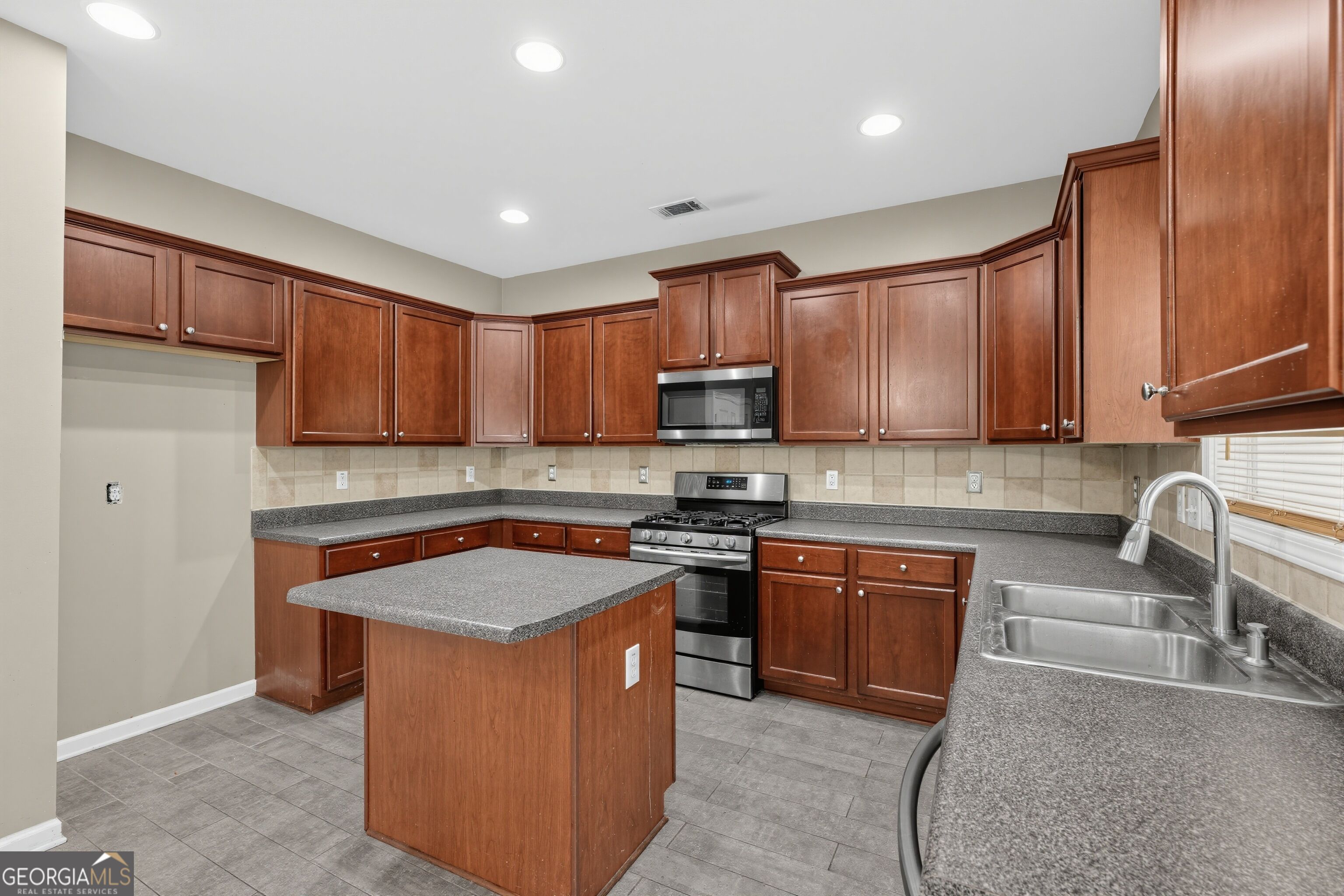 1040 Buckhorn Bend Property Photo 32