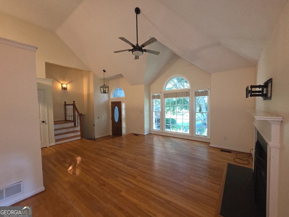 4915 Bayberry Drive Property Photo 6