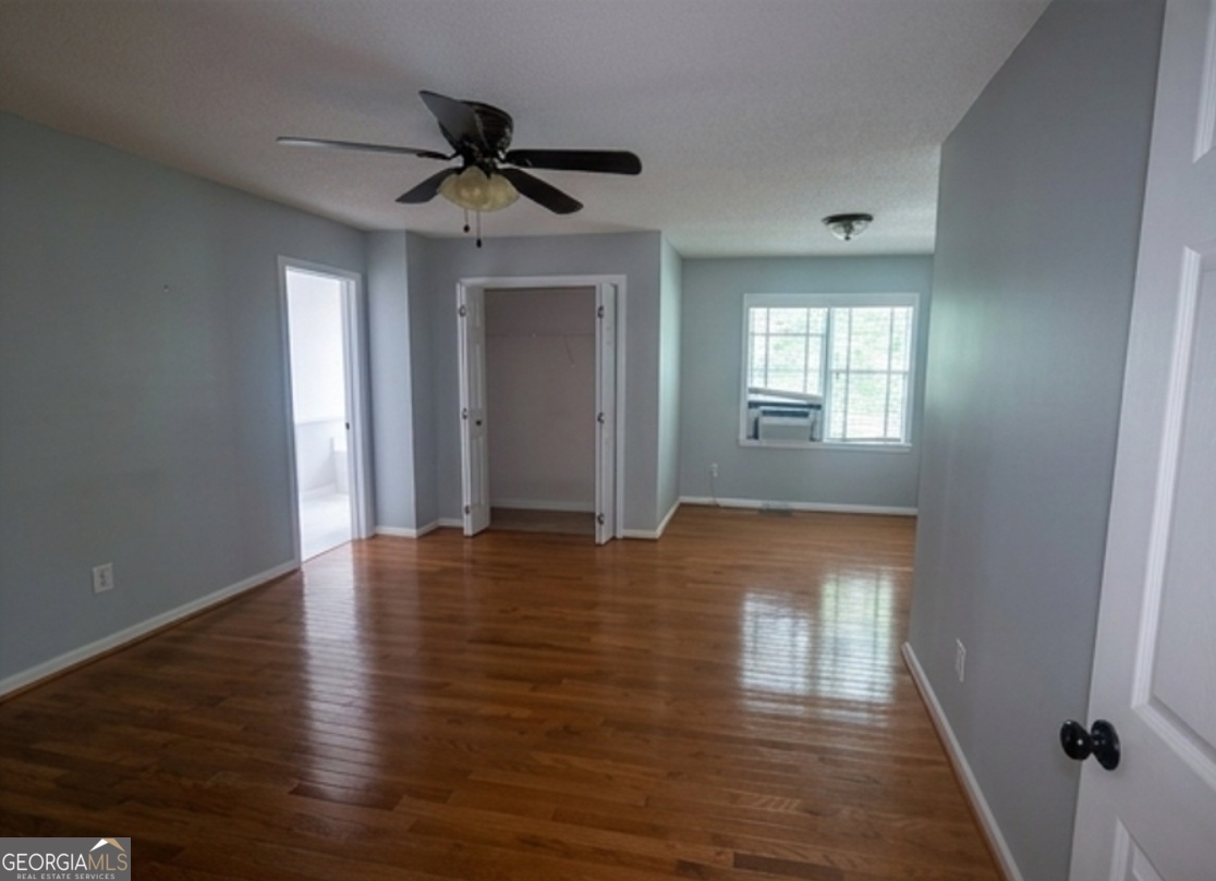 4915 Bayberry Drive Property Photo 8
