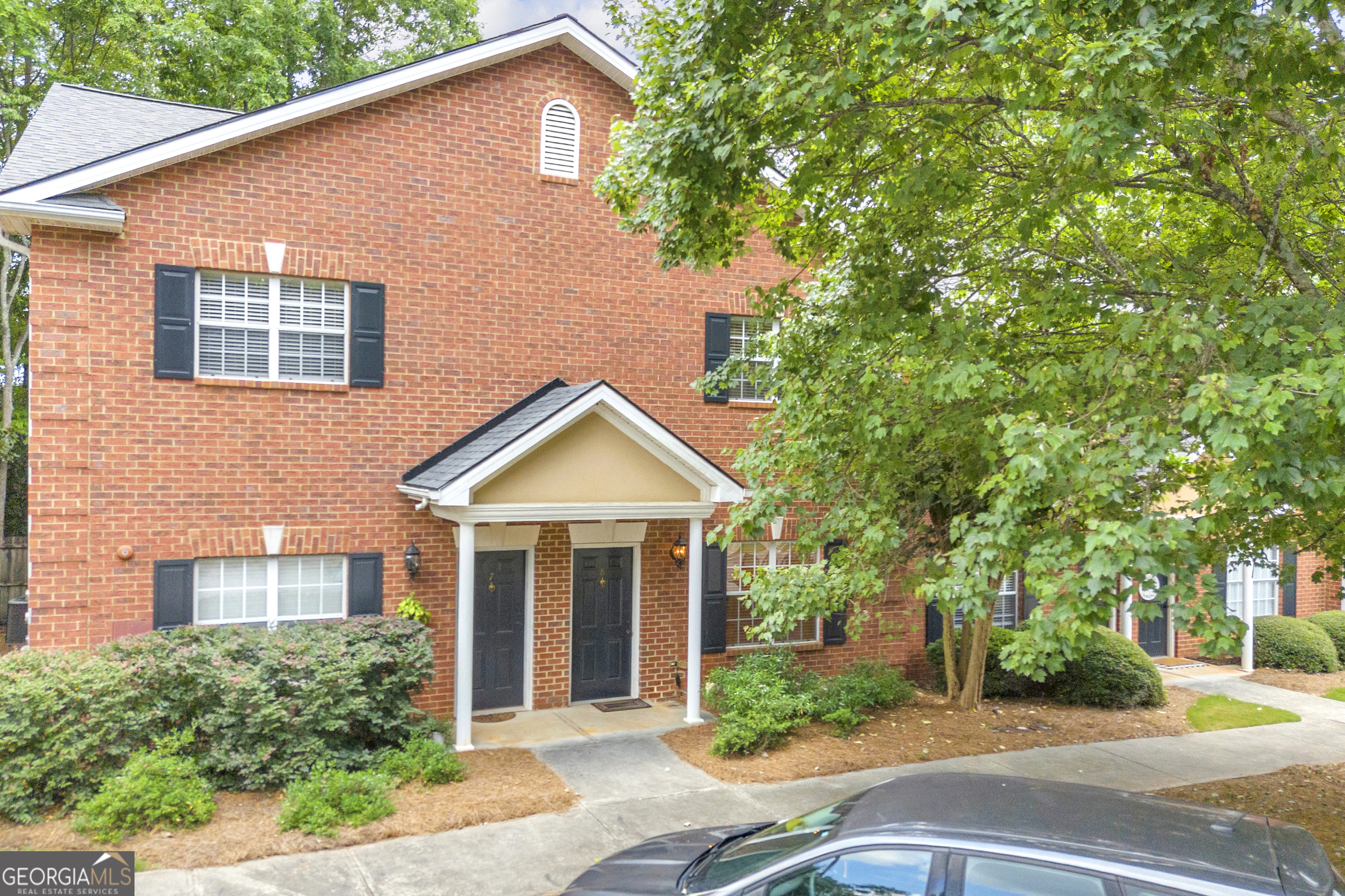 205 Woodstone Drive Apt 8 Property Photo 1