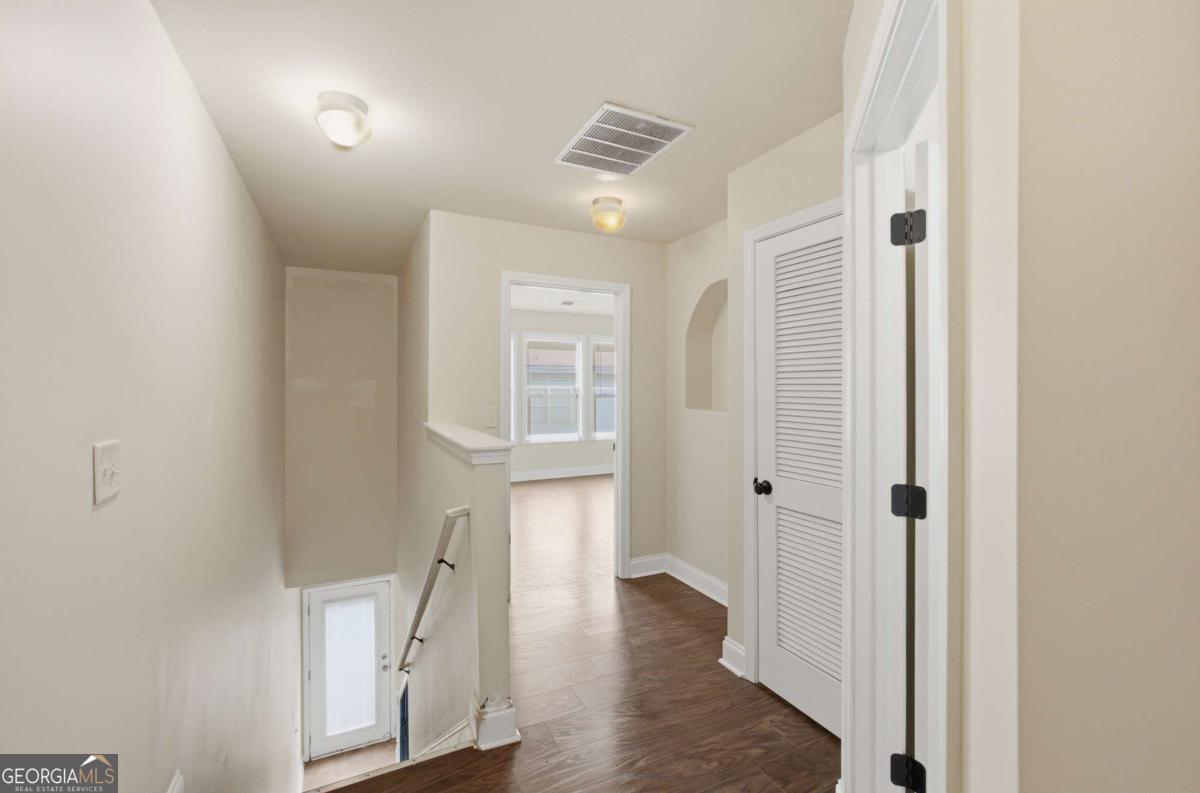 390 Turtle Creek Drive Property Photo 8