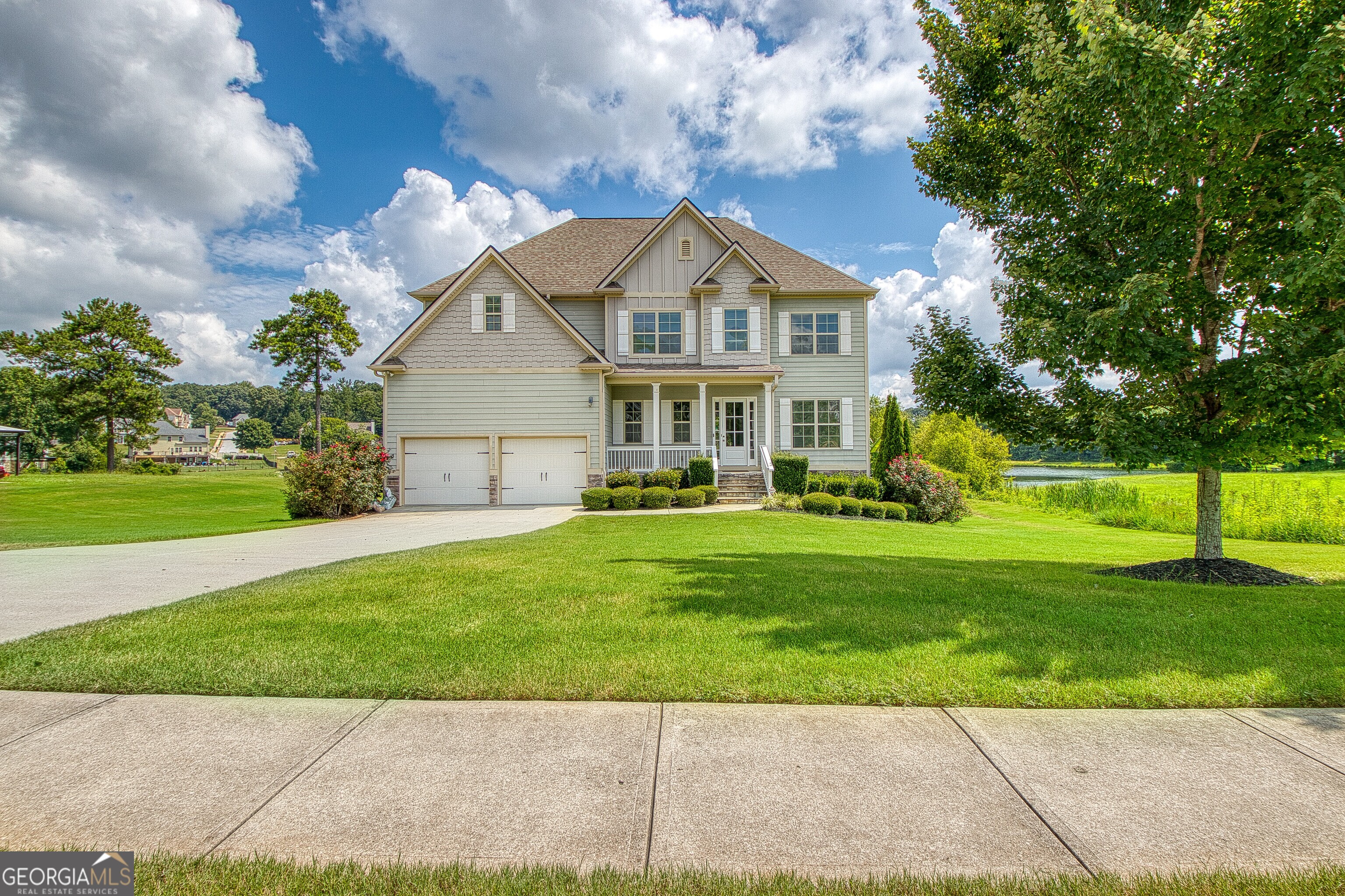 163 Long Shore Way Property Photo 1